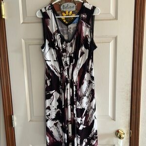Vera Wang Chic Abstract Print Sleeveless Dress